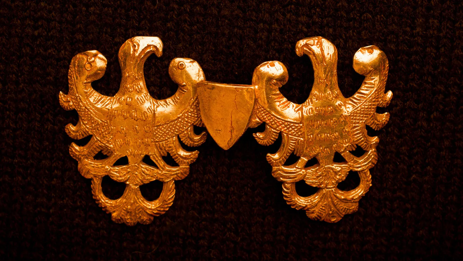 16th Century Cloak Clasp - W-42