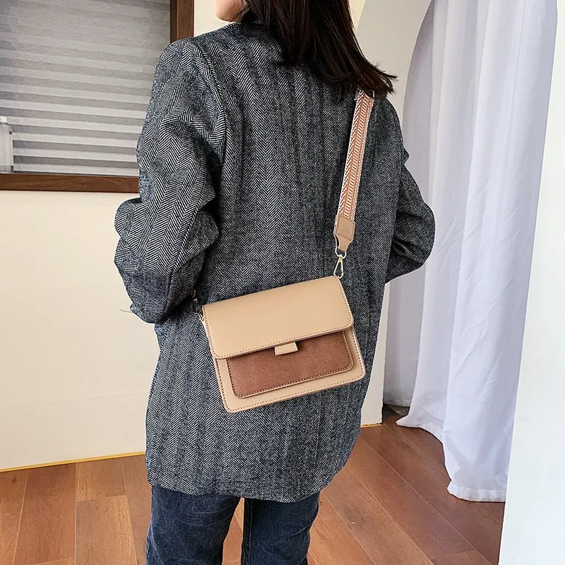 Back to College 2021 winter new lady messenger bag fashion small square bag solid color retro mini mobile phone bag lady bag shoulder bag