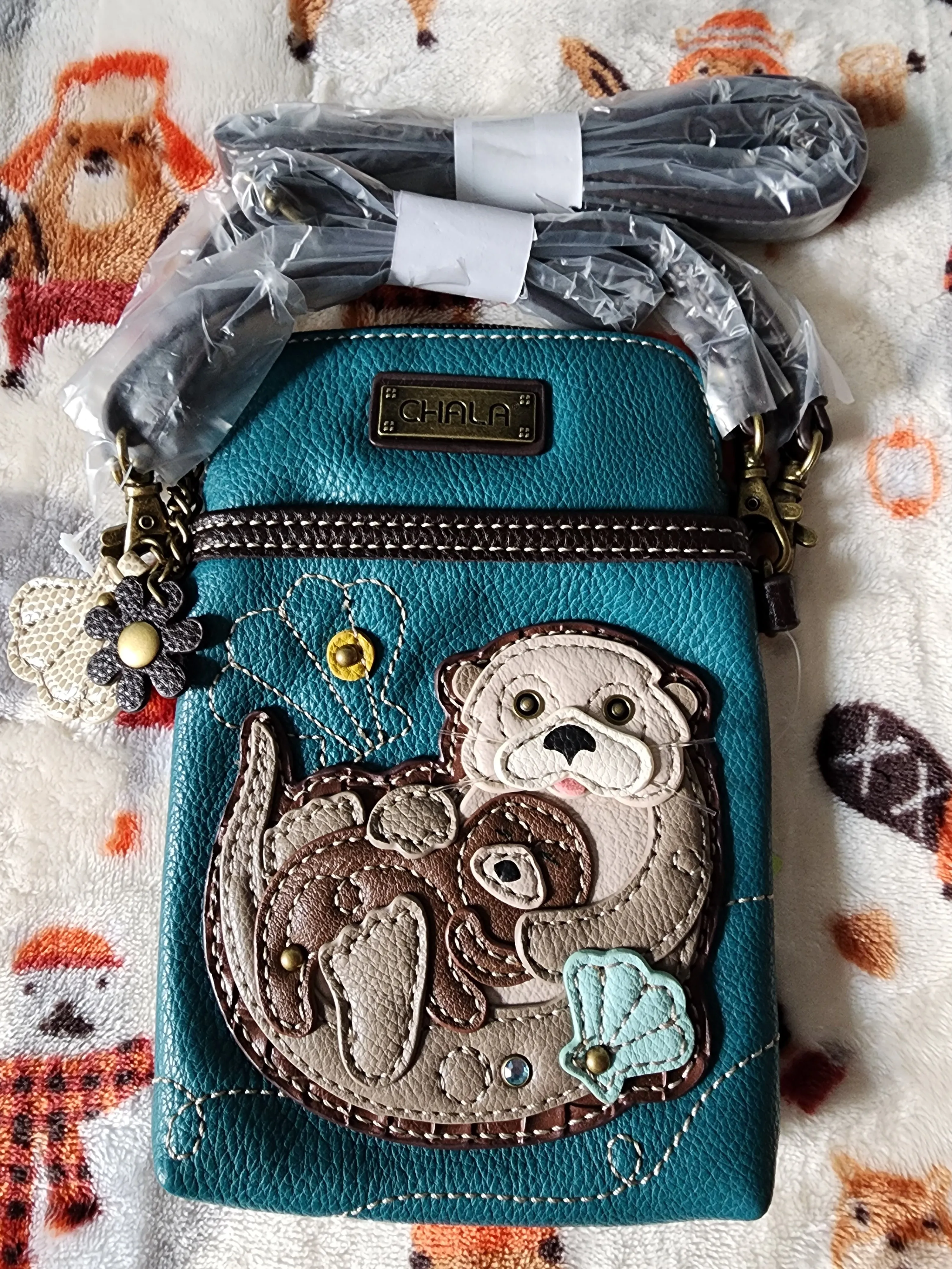 Chala Otters Crossbody bag