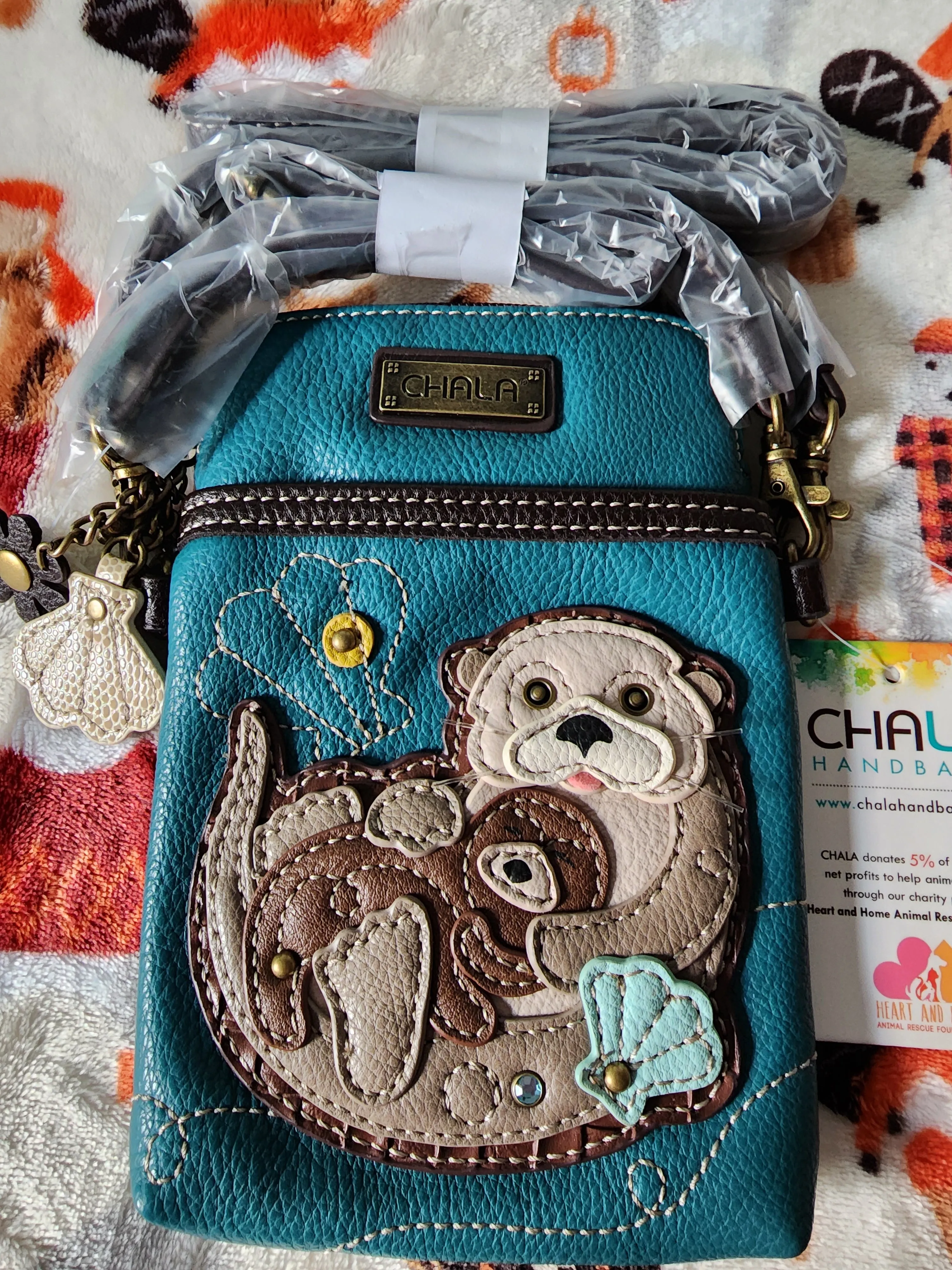 Chala Otters Crossbody bag