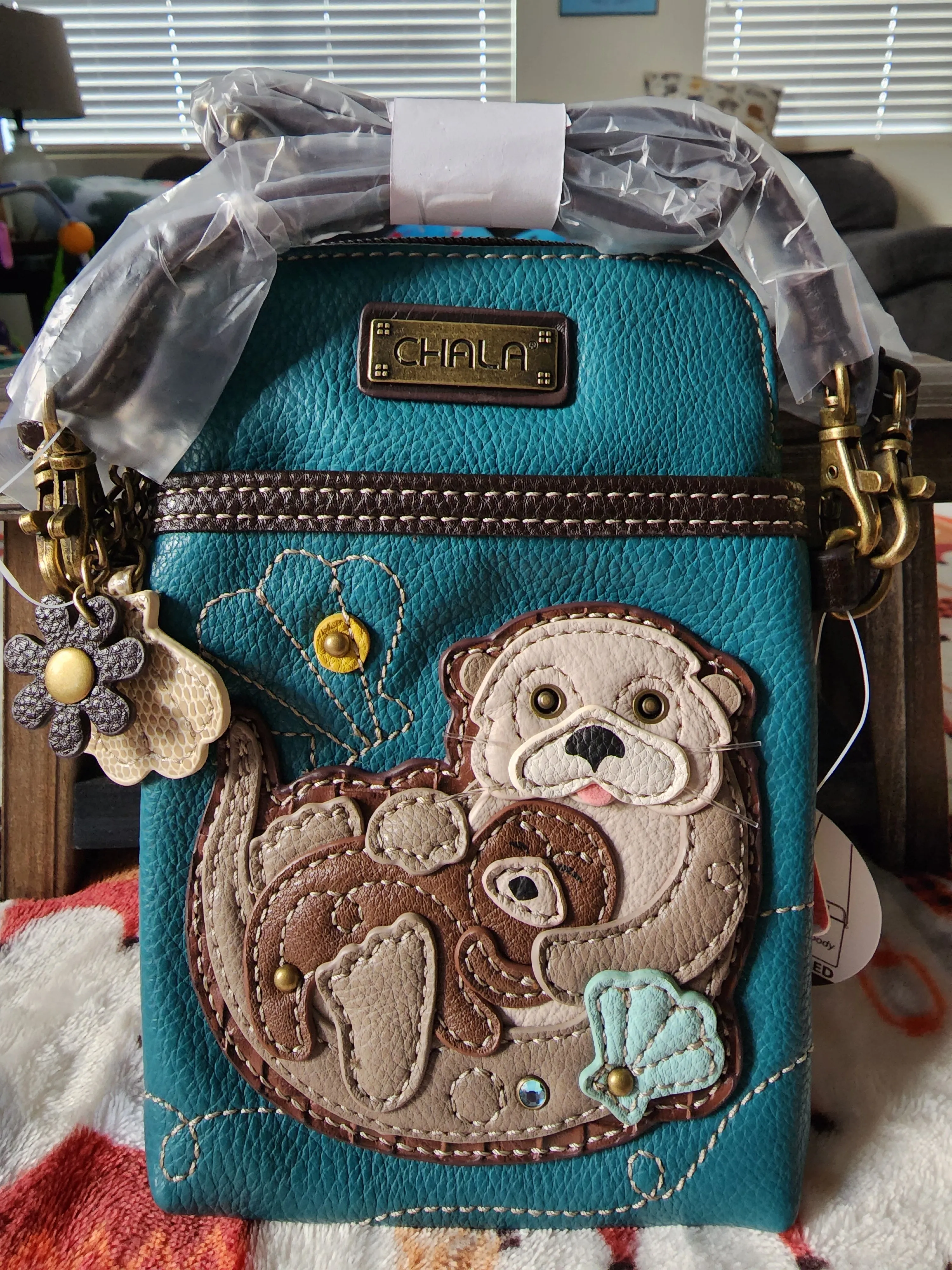 Chala Otters Crossbody bag