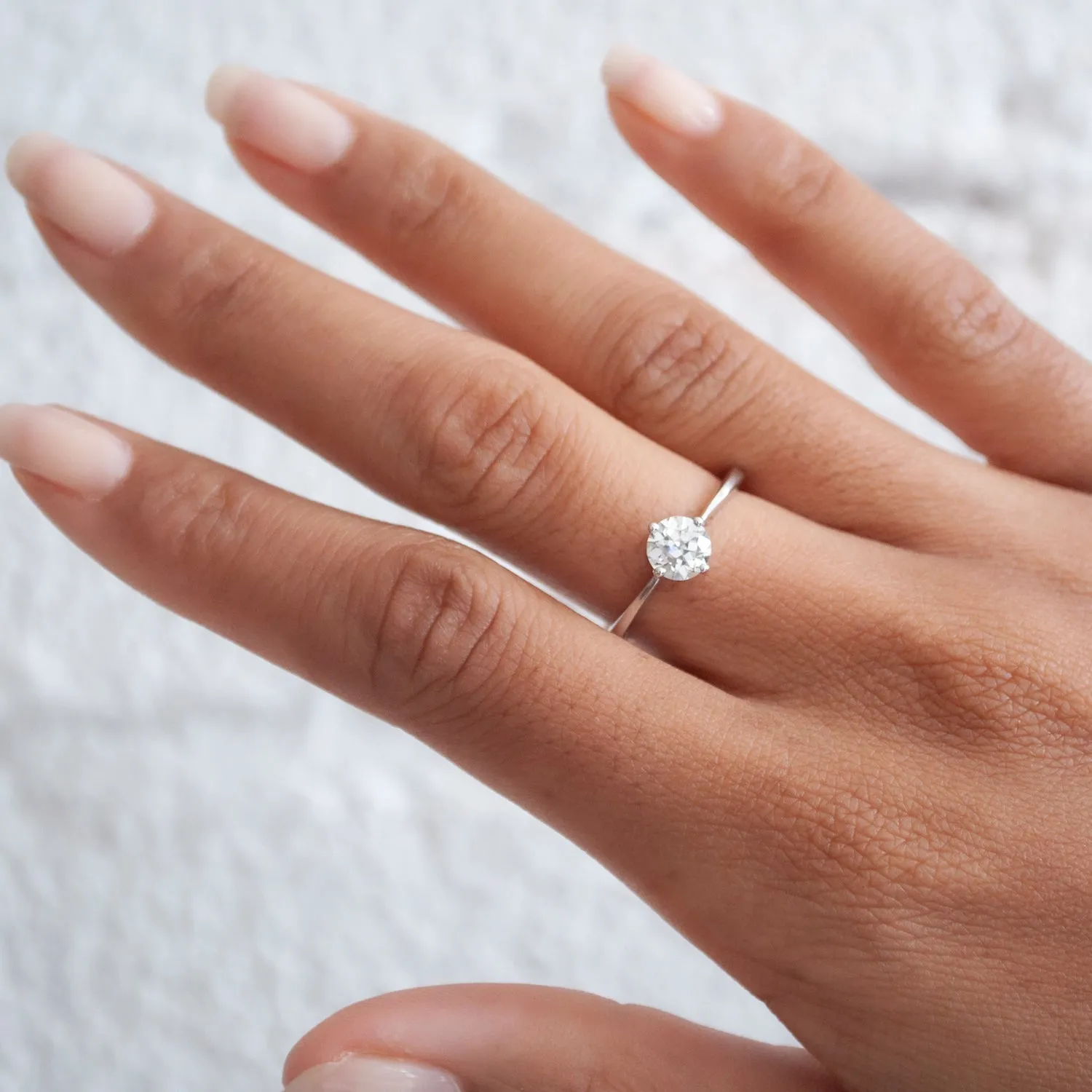 Elegant Diamond Solitaire