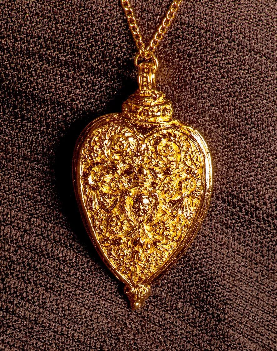 Heart Pendant With Cupid - X-61