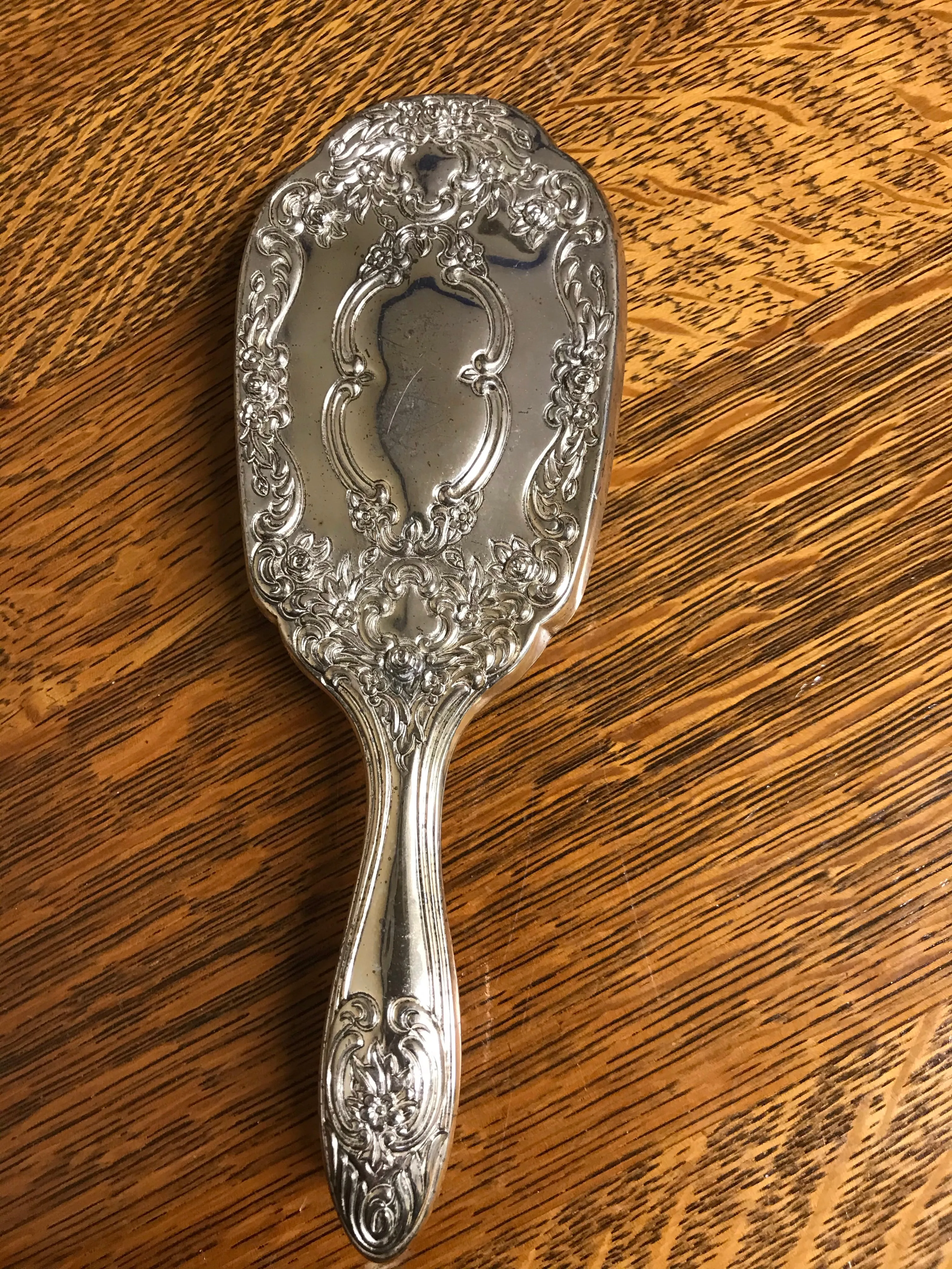 <€€ Vintage Towle Ornate Silver Handheld 8.5” Vanity Hair Brush