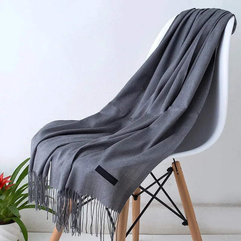 Luxurious Cashmere Scarf with Fringe Detail