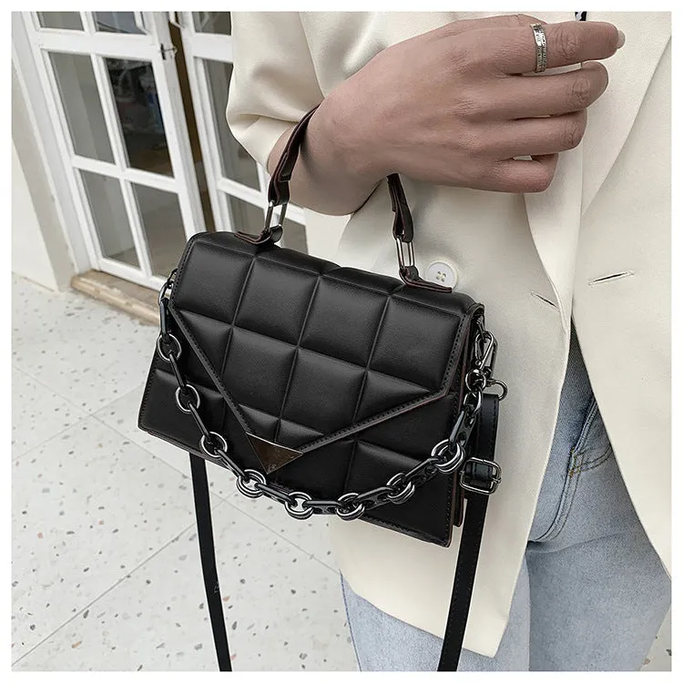 Luxury Women Flap Shoulder Bag with Chain - BT5084