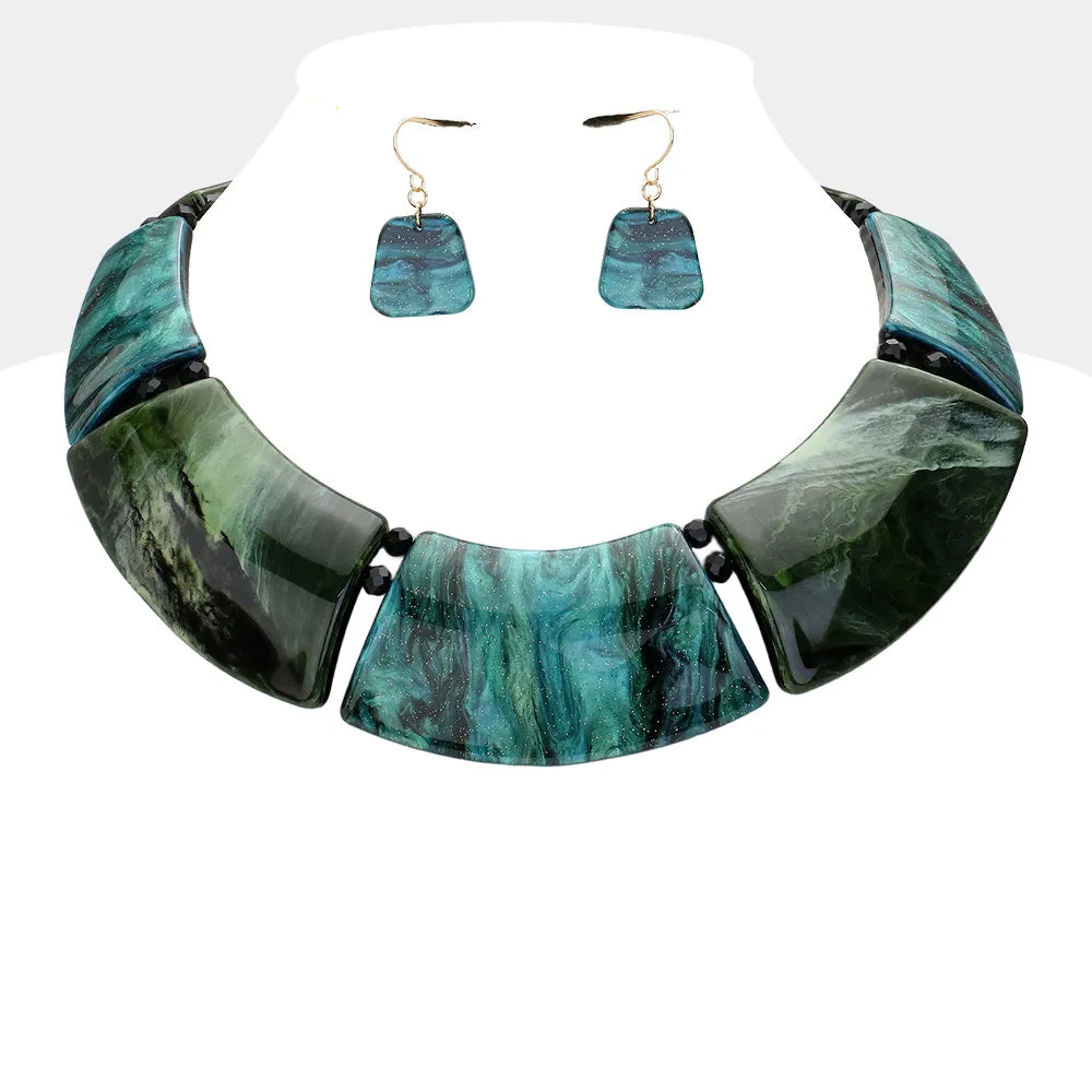 Marble Print Resin Curved Bib Necklace Set