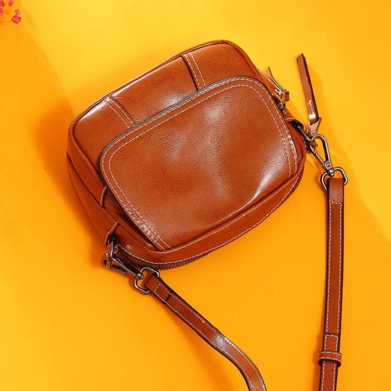 Retro One Shoulder Crossbody Bag