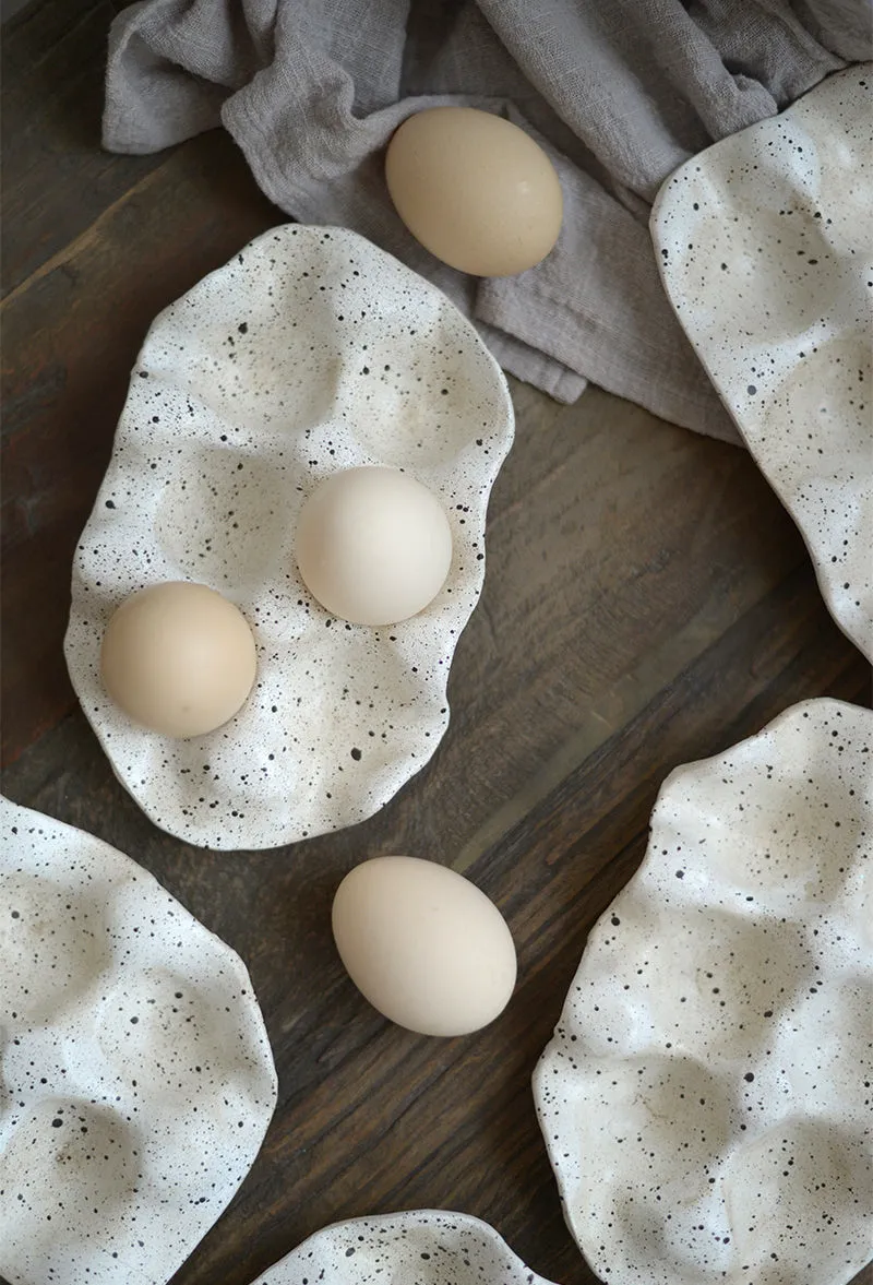 Speckled Organic Shaped Egg Tray